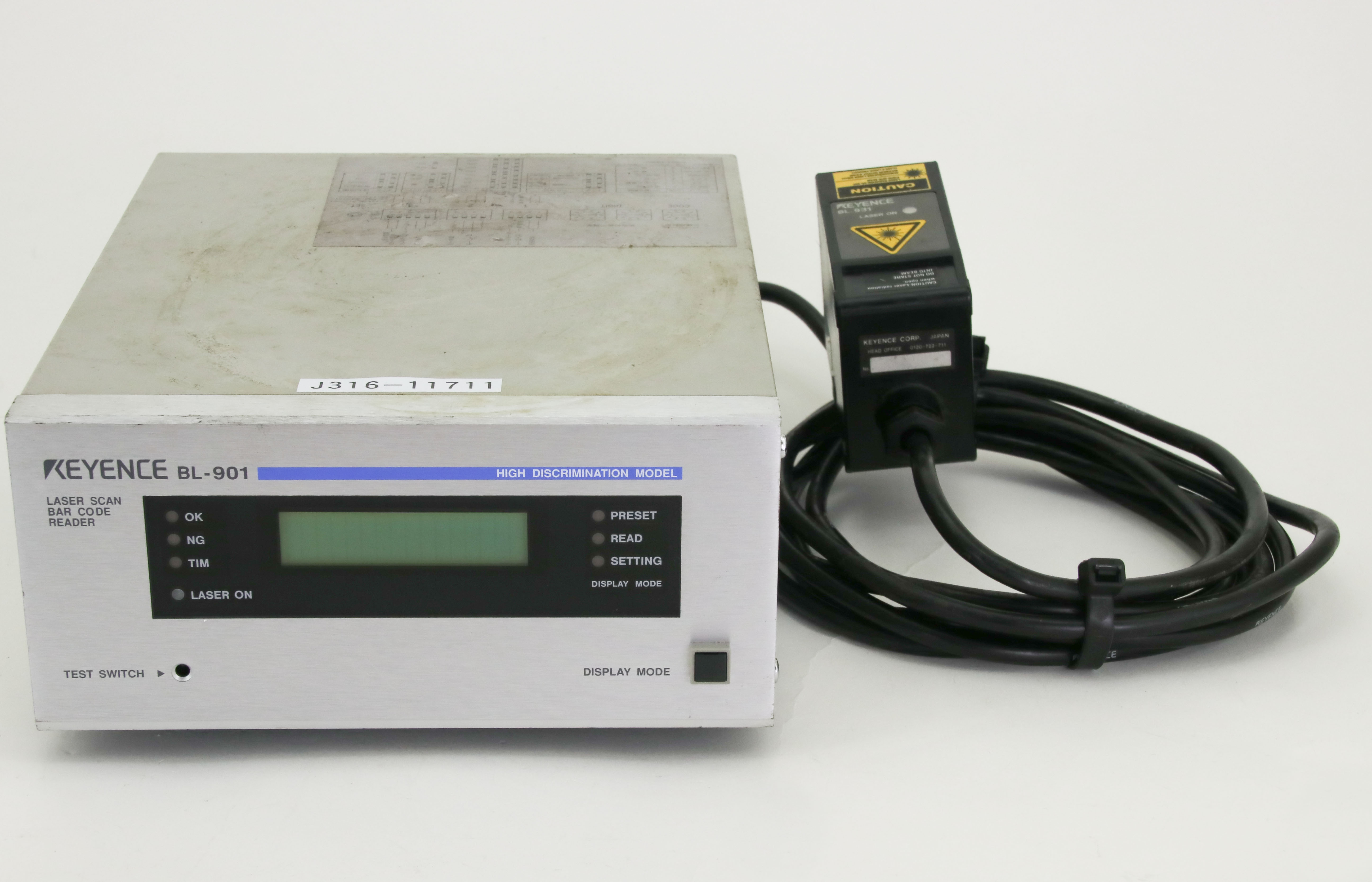 11711 KEYENCE LASER SCAN BAR CODE READER W/ SENSOR BL-931 BL-901